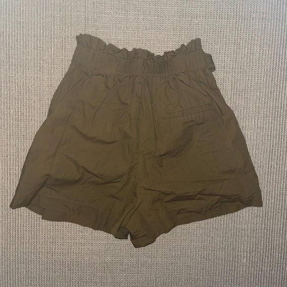 Zara Paper Bag Short - Picture 2 of 3